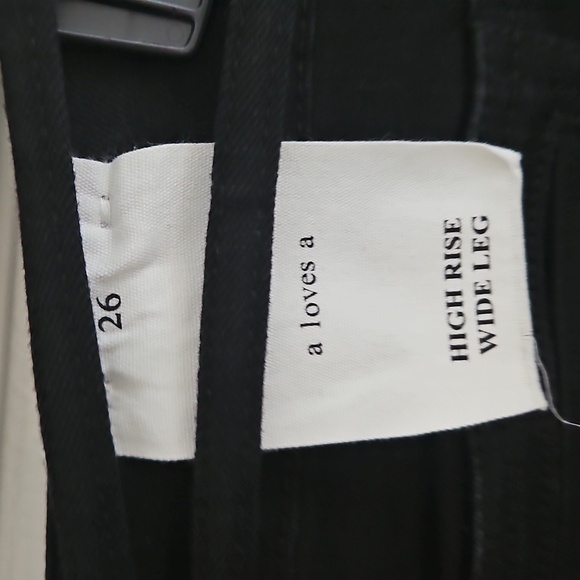 A Loves A High Rise Wide Leg Denim: Black: Size- 26 - Picture 9 of 13